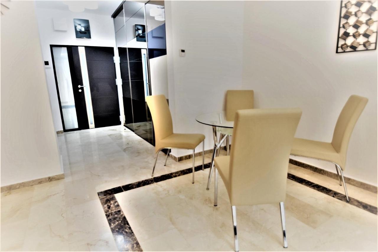 Apartament Sara Mamaia In Luxury Vila Sophia 3 المظهر الخارجي الصورة